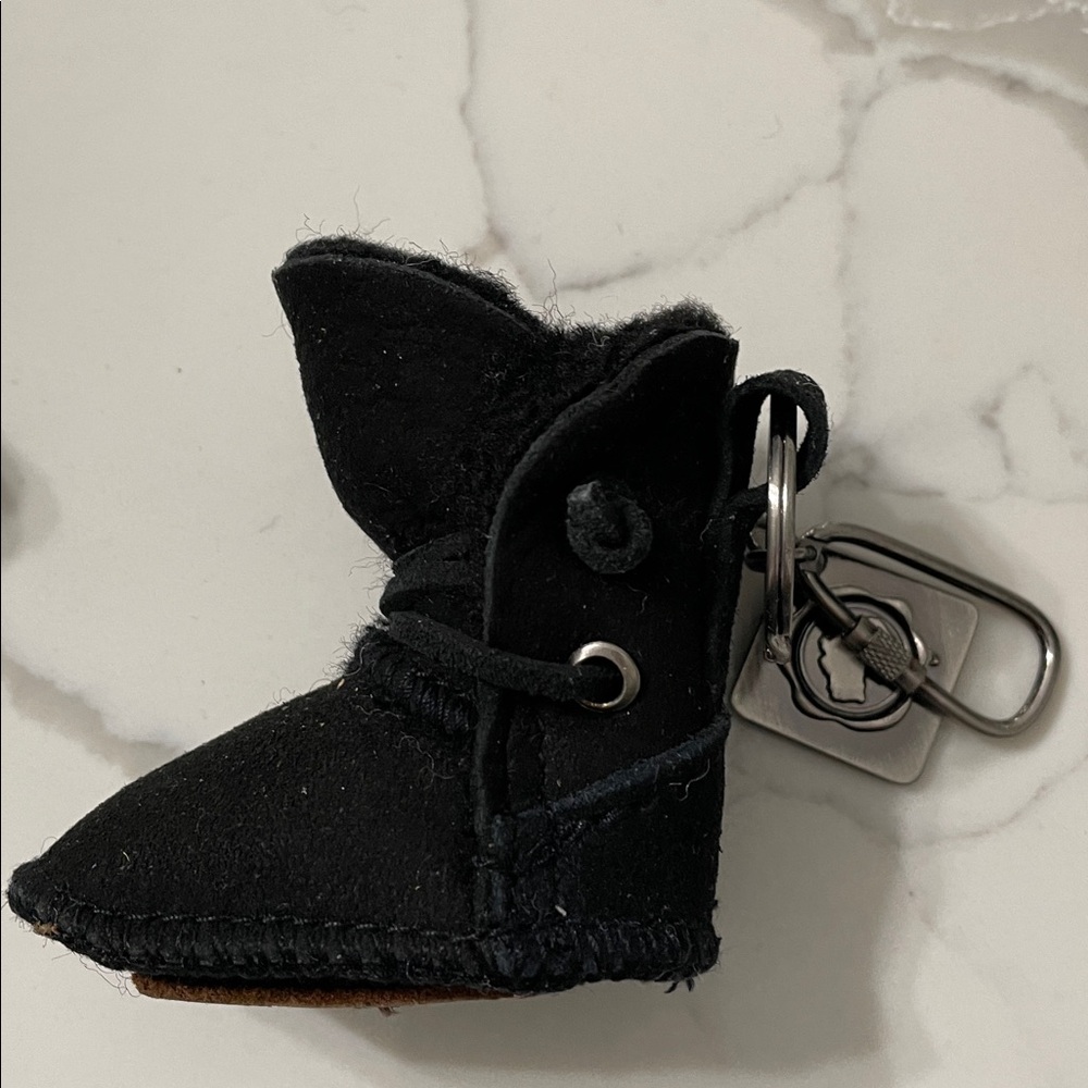 New Australia Luxe Collective Black Shearling Mini Boot Keychain